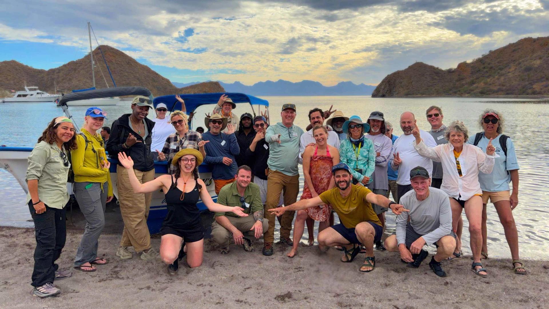 Field trip group photo in Mexico at Cordilleran Section Meeting