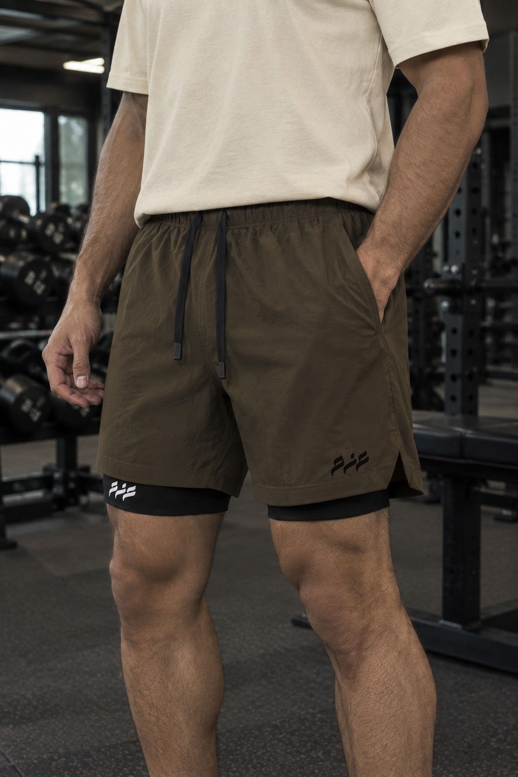 Hanger Shorts in Olive