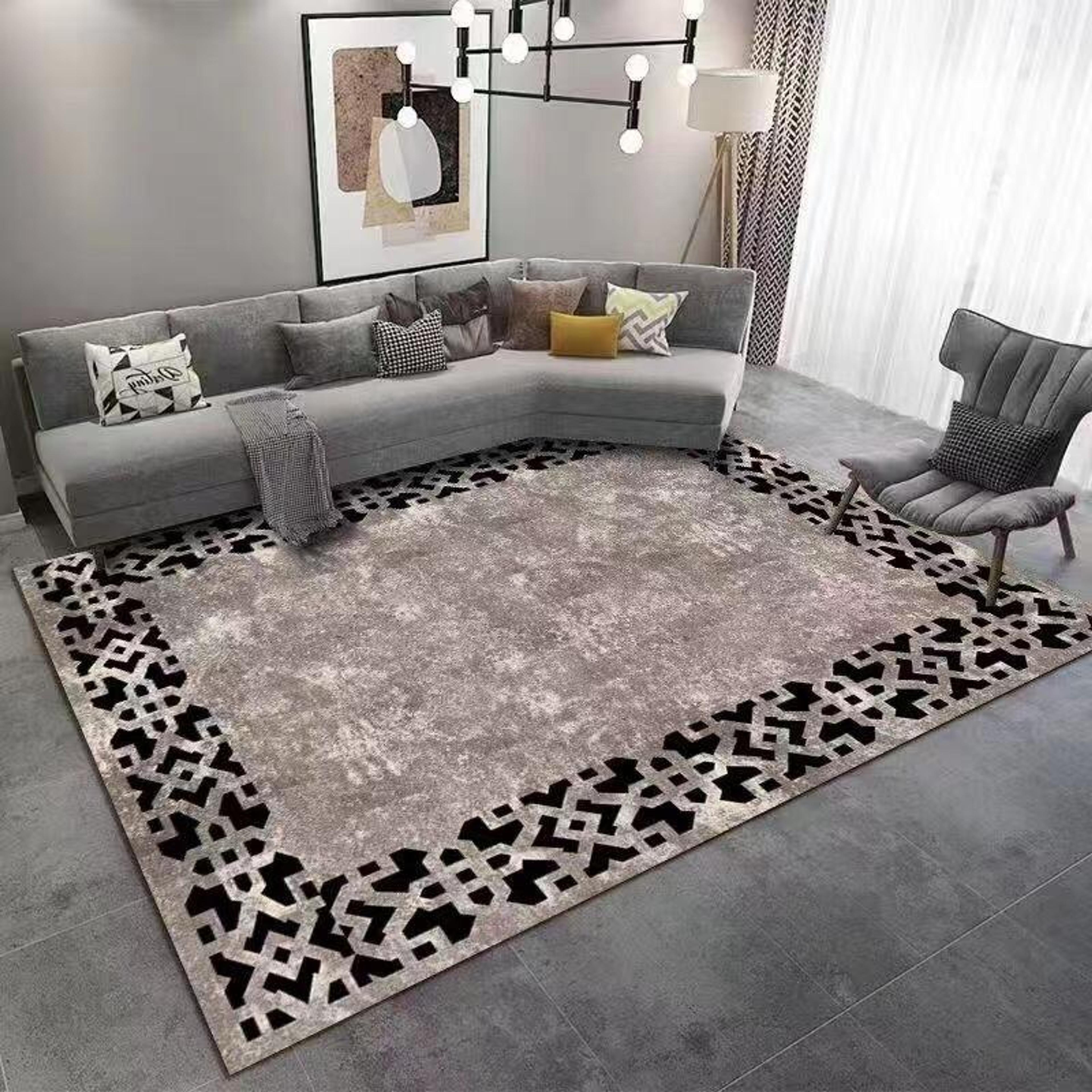 Velvet Carpet – Centerpiece Rug for Living Room & Guests