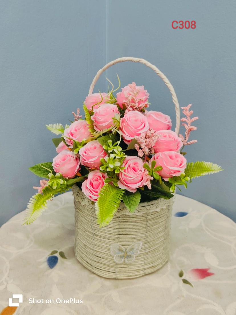 প্রিমিয়াম রাবার কোটেড ফুলের আর্টিফিশিয়াল ফ্লাওয়ার | ১৪" টবসহ আর্টিফিশিয়াল বেতের পট।