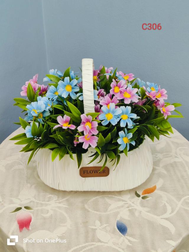 প্রিমিয়াম রাবার কোটেড ফুলের আর্টিফিশিয়াল ফ্লাওয়ার | ১১" টবসহ আর্টিফিশিয়াল লেদার পট।