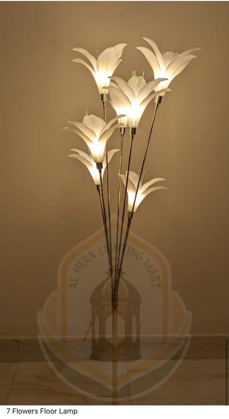 Premium Home Decor Floor Lamp â Modern Curvy Matte Design Light