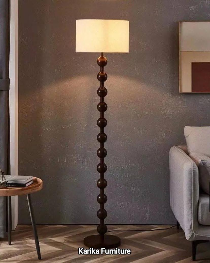 All-Season Floor Lamp – Cozy Ambient Light for Every Room