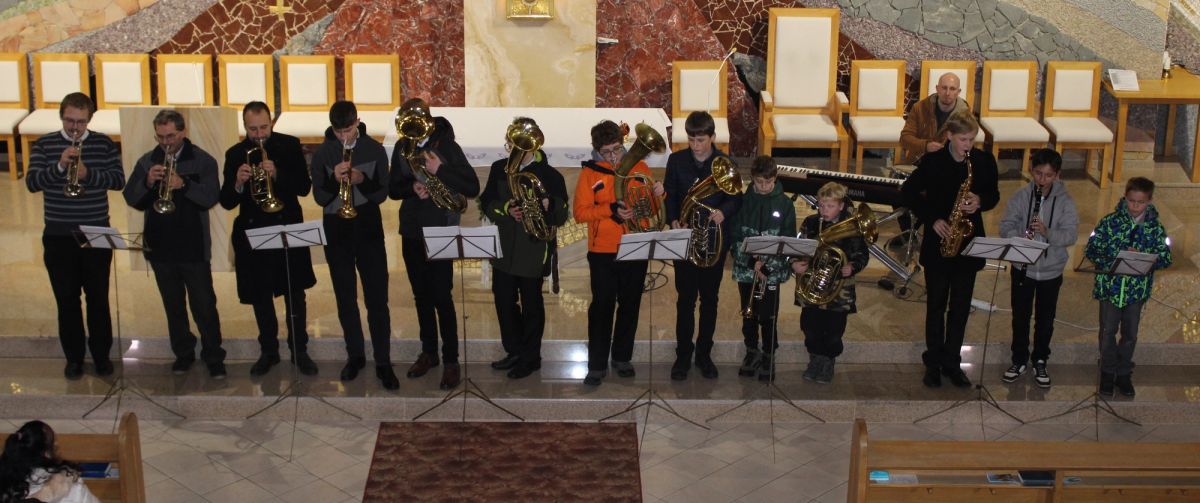 Adventní koncert v kostele P. M. Karmelské v Karolince