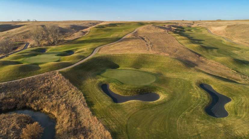 Hawktree Golf Club