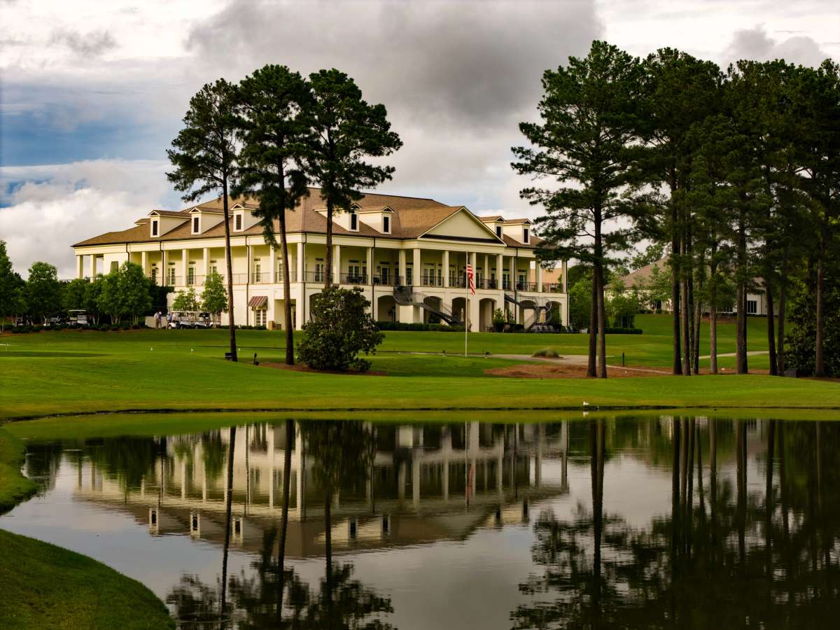 Reunion GCC, USA, Clubhouse