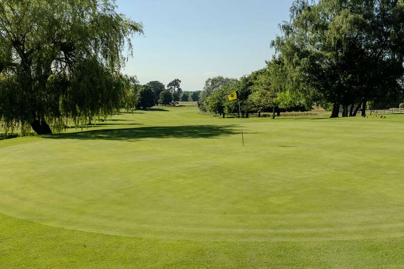 Belton Park Golf Club (Brownlow)