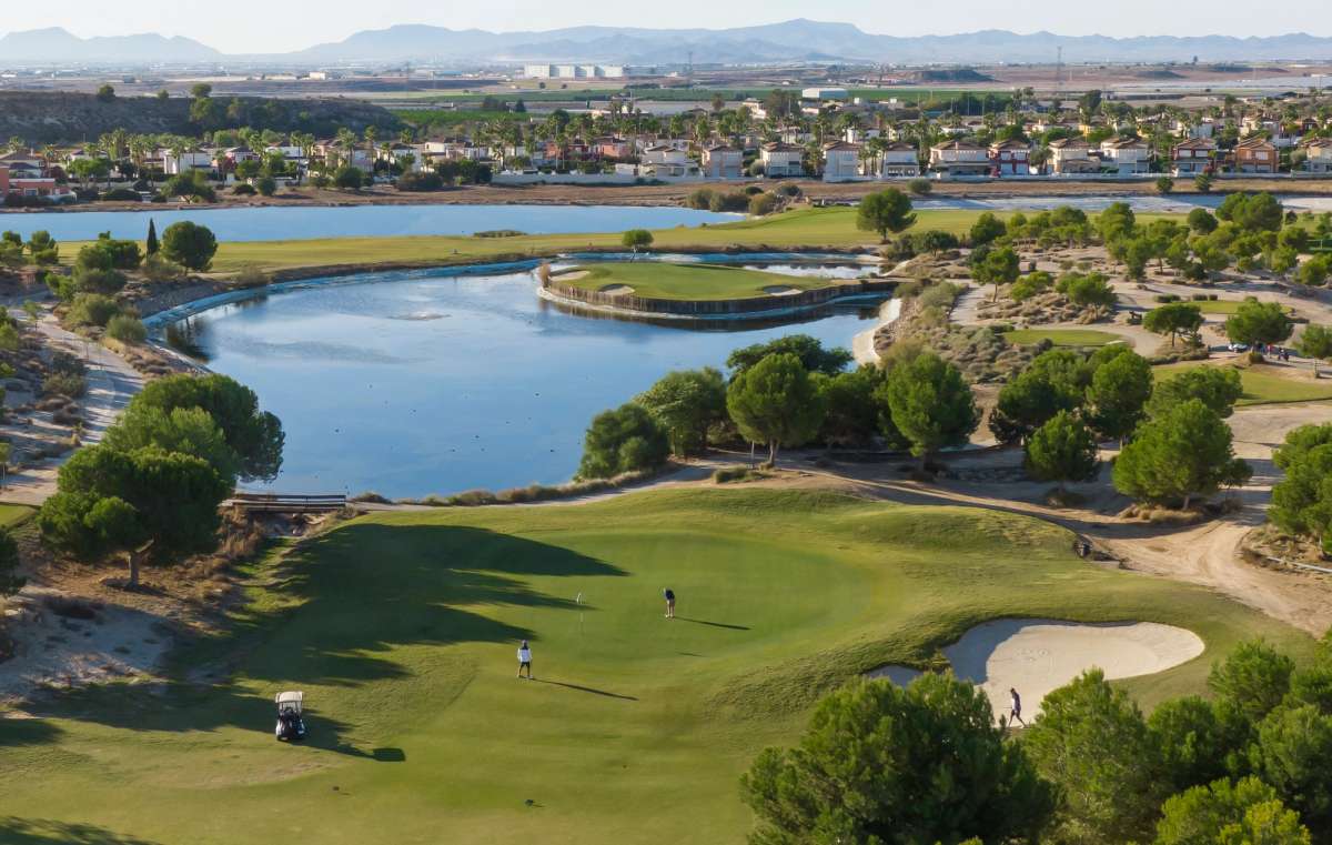 Altaona Golf and Country Village Lake