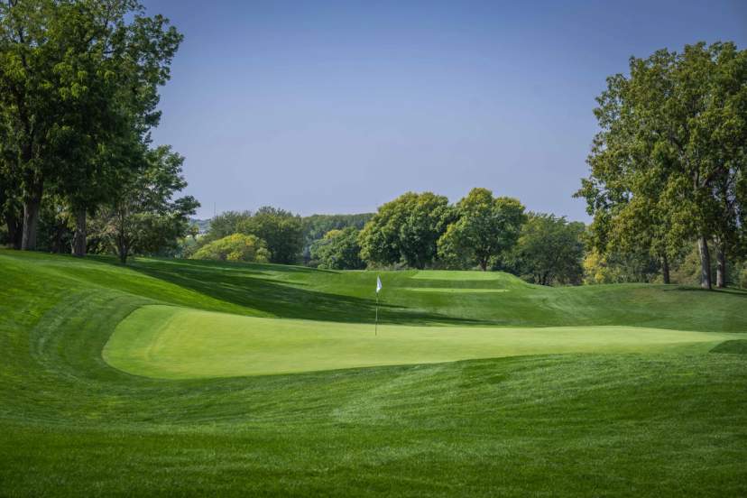 Minnehaha Country Club