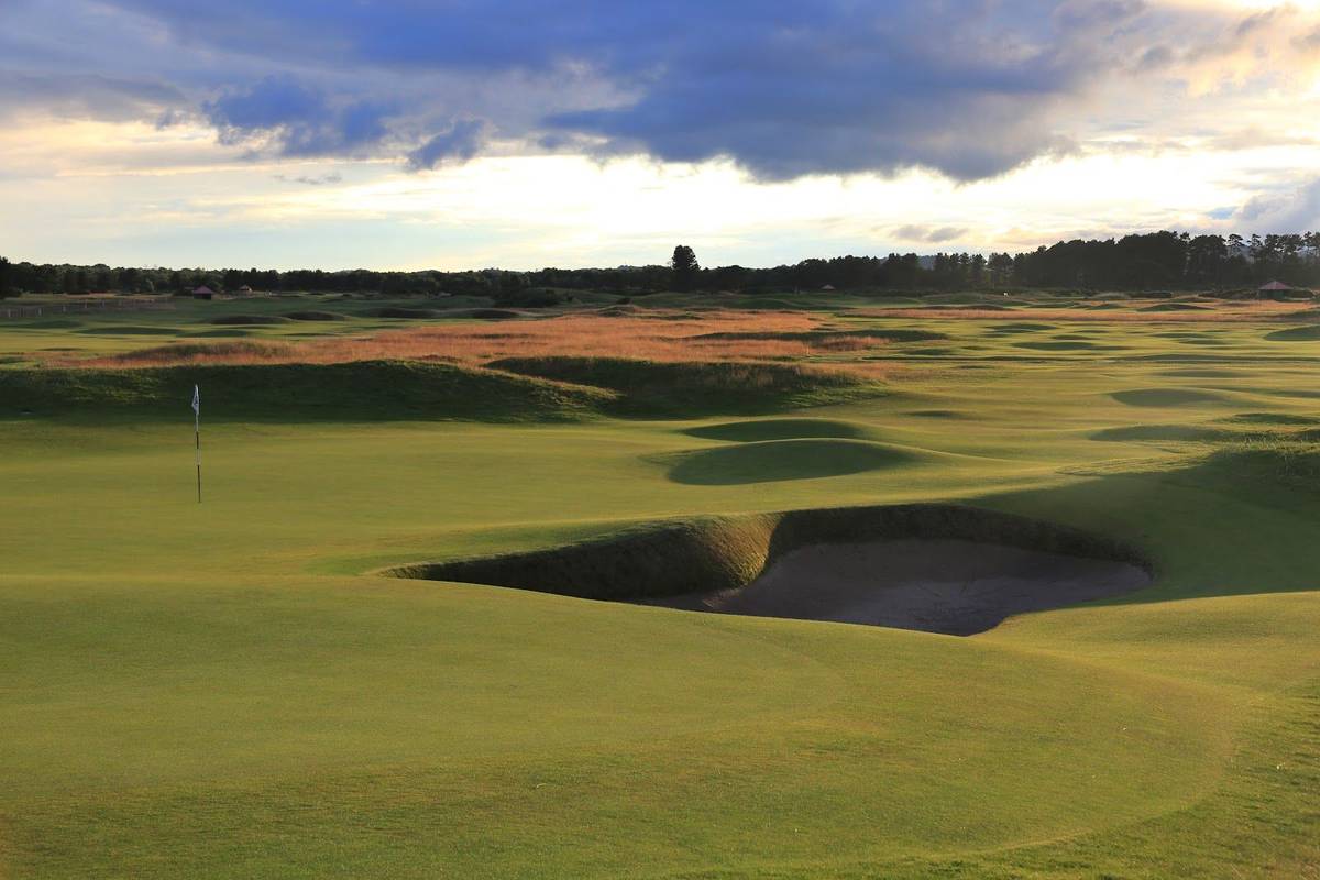 Carnoustie Golf Links (Championship) golf course