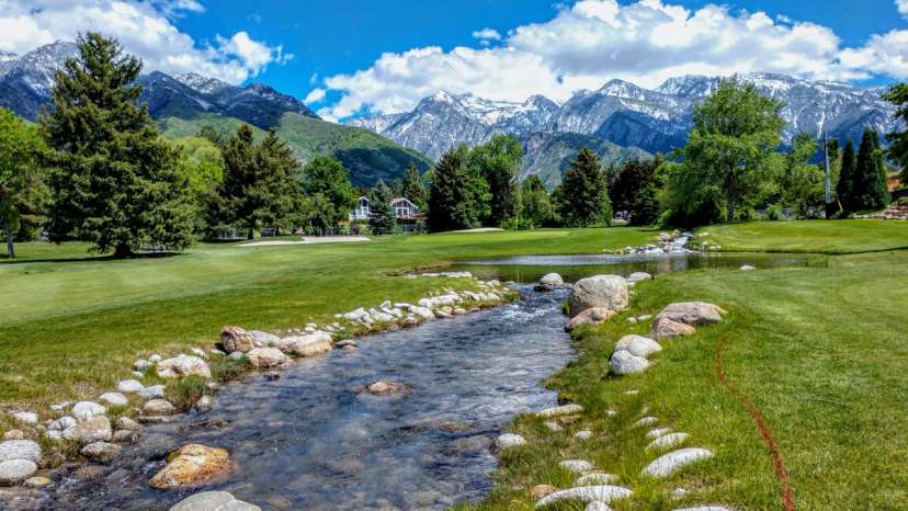 Willow Creek Country Club