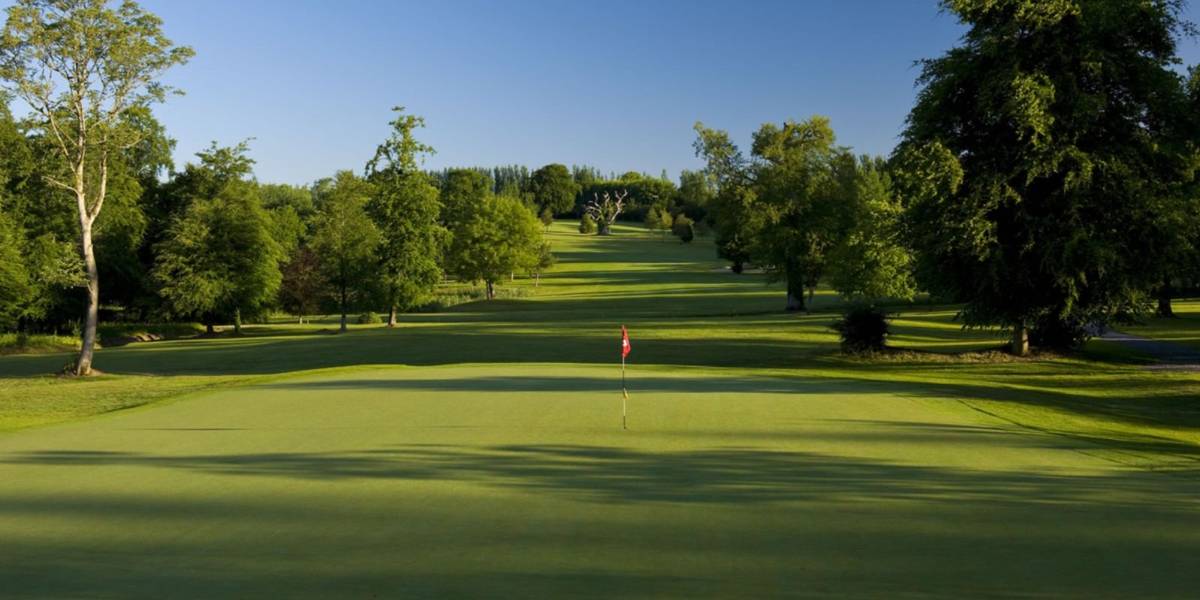 Dundrum House Golf Club golf course