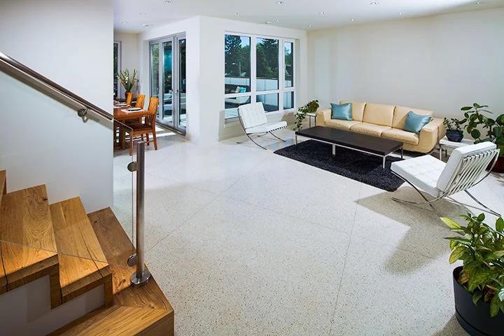1404 Calgary gallery image 4