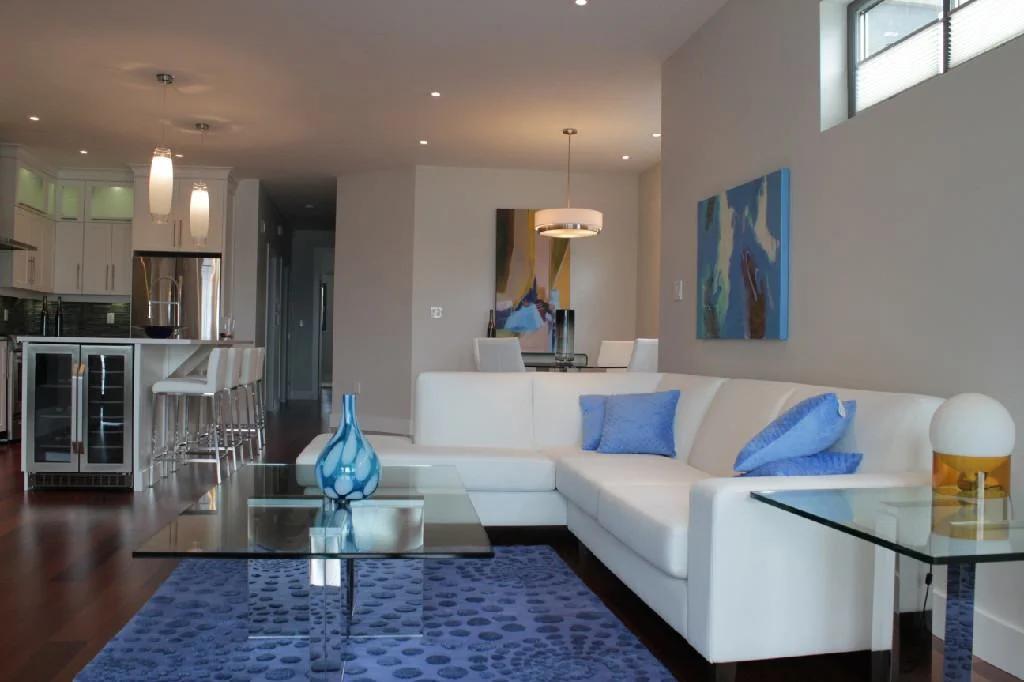 Lakeshore Drive gallery image 3