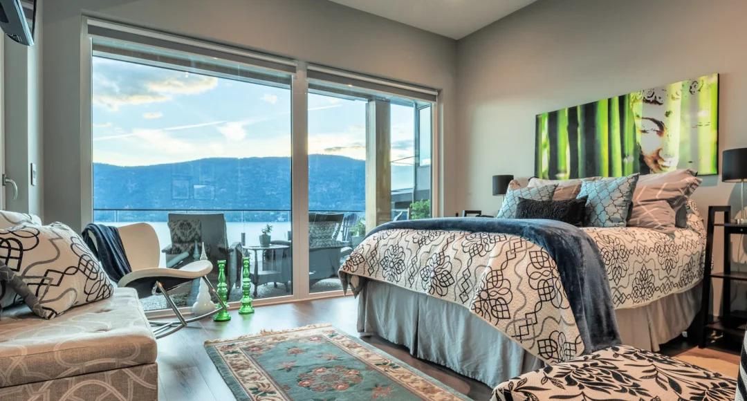 Lakestone Residence gallery image 6