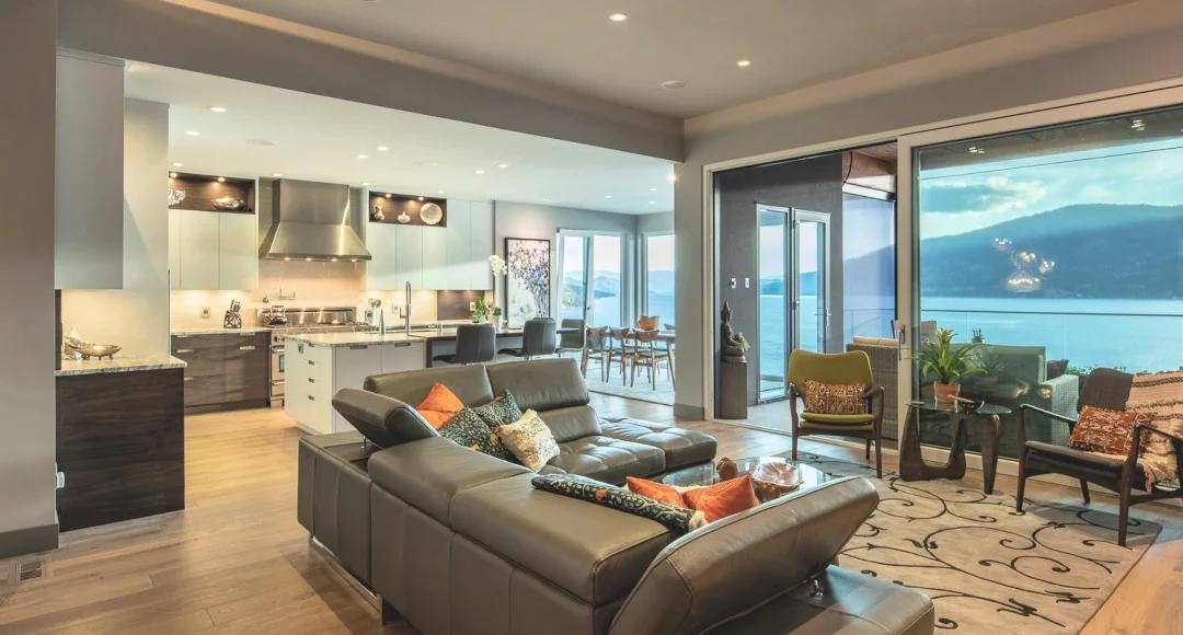 Lakestone Residence gallery image 4