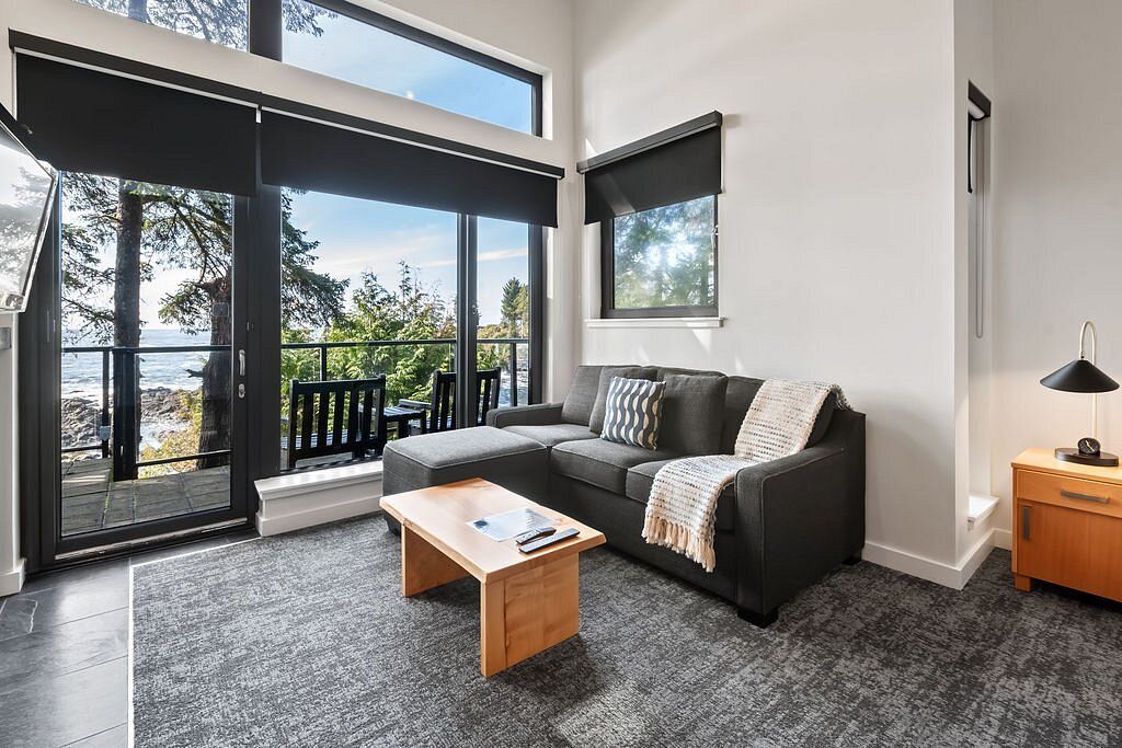 Black Rock Oceanfront Resort gallery image 5