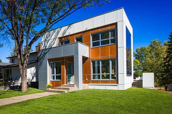 1404 Calgary gallery image 2