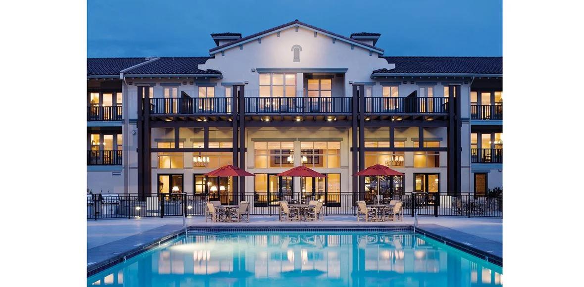 Walnut Beach Resort gallery image 2