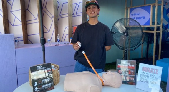 volunteer-of-the-month-randal-macias