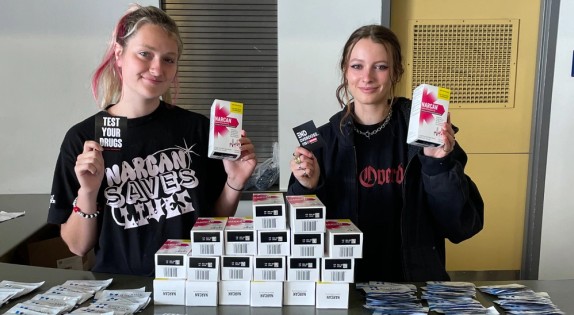 ending-overdose-in-middle-and-high-schools-california-s-sb-10-and-overdose-response-programs