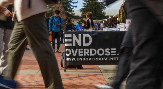 narcan-at-california-colleges-are-students-getting-overdose-medication