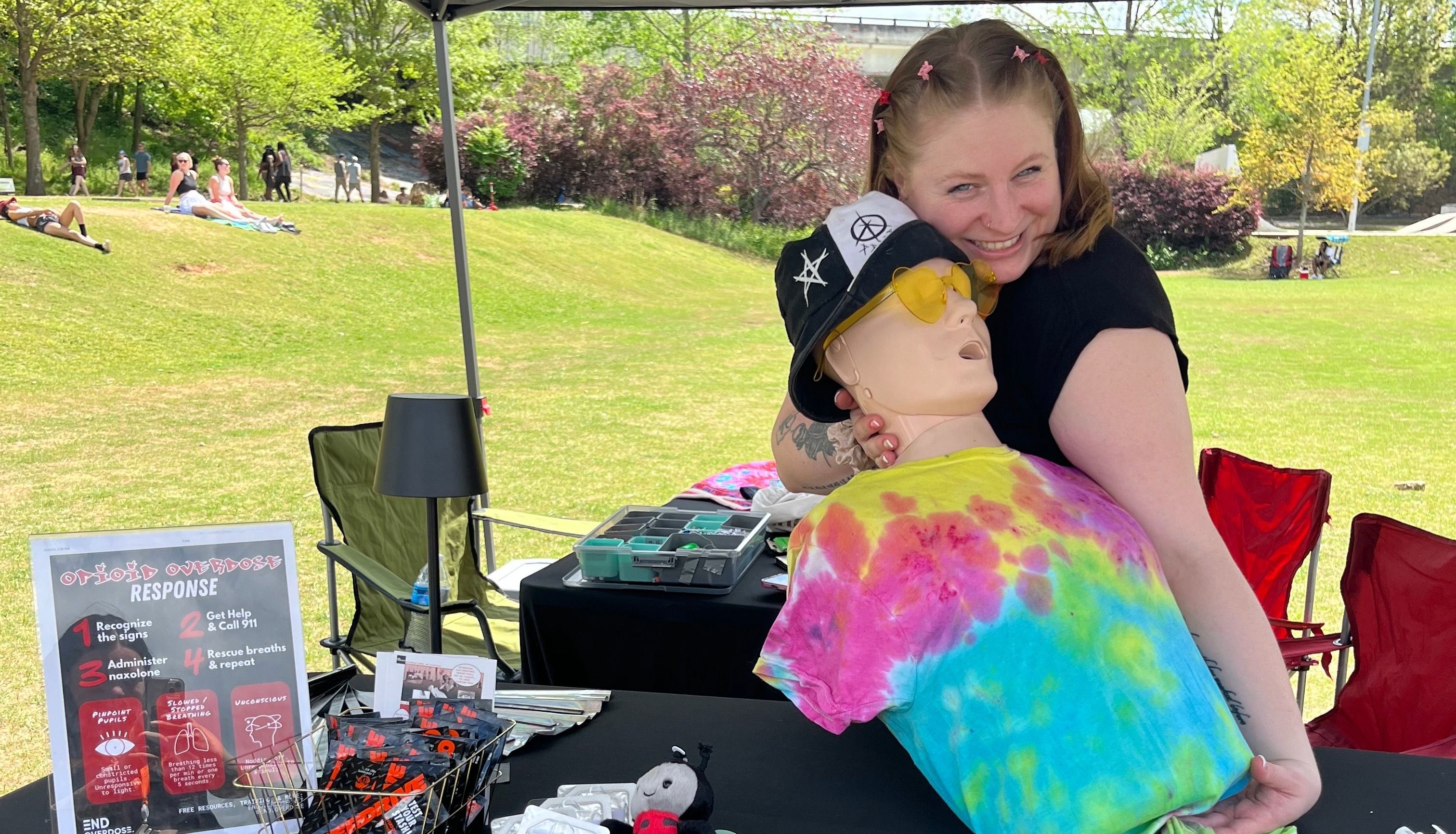 volunteer-of-the-week-magen-white