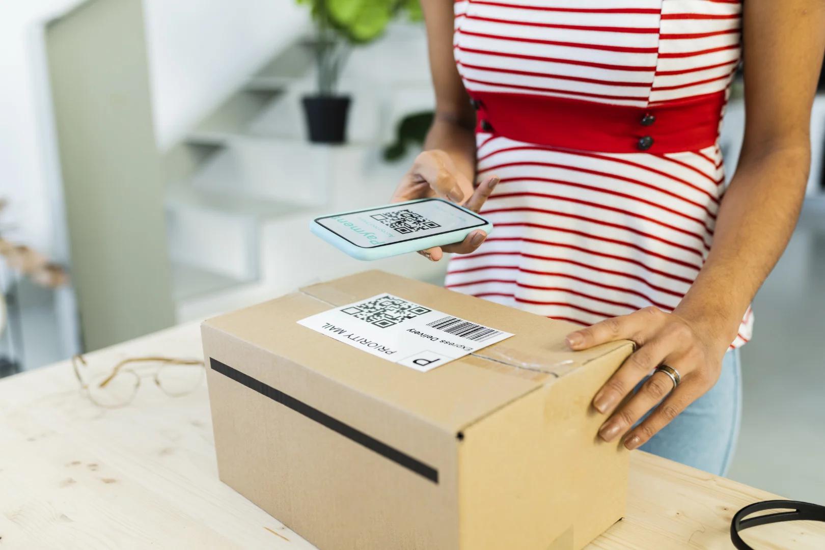 A printed parcel label attached flat to a box
