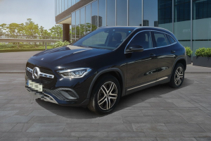 MERCEDES-BENZ GLA GLA 200 D