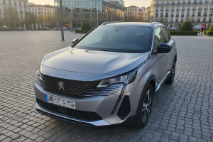 PEUGEOT 3008 300 e-EAT8 GT