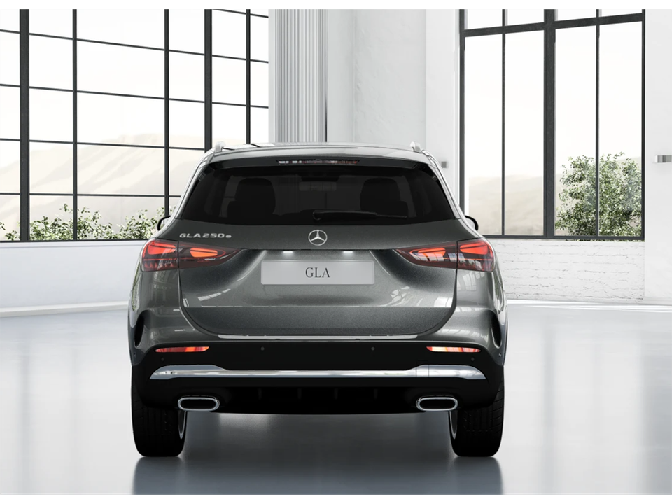 MERCEDES-BENZ Clase GLA 250 e con tecnología híbrida EQ