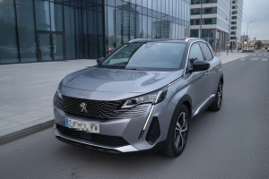 PEUGEOT 3008 300 e-EAT8 GT