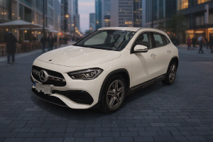 MERCEDES-BENZ GLA GLA 200 D