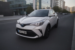 TOYOTA C-HR 1.8 125H Advance