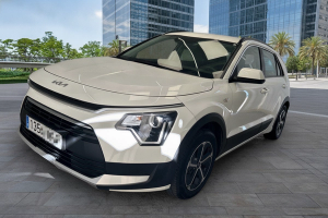 KIA NIRO 1.6 GDi HEV 104kW (141CV) Concept