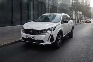 PEUGEOT 5008 1.5 BlueHDi 96kW S&S Allure Pack EAT8