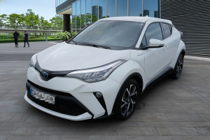 TOYOTA C-HR 1.8 125H Advance