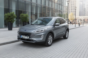 FORD KUGA Titanium 2.5 Duratec FHEV 140kW Auto