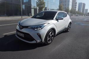 TOYOTA C-HR 1.8 125H Advance