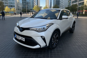 TOYOTA C-HR 1.8 125H Advance