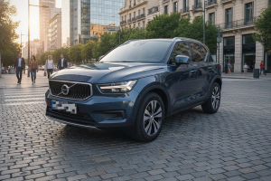 VOLVO XC40 (O) 1.5 T3 Momentum Pro