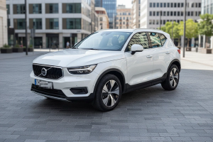 VOLVO XC40 1.5 T5 Recharge PHEV Bright Auto