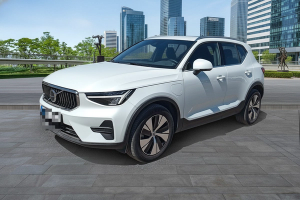 VOLVO XC40 1.5 T5 Recharge PHEV Bright Auto