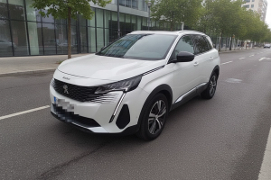 PEUGEOT 5008 1.5 BlueHDi 96kW (130CV) S&S Allure
