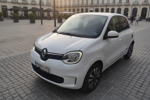 RENAULT TWINGO Zen 60 kW R80 batería 20kWh