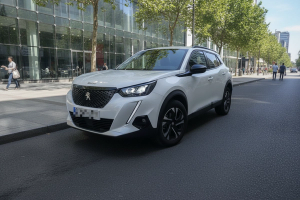 PEUGEOT 2008 Allure BlueHDI 81kW (110CV)