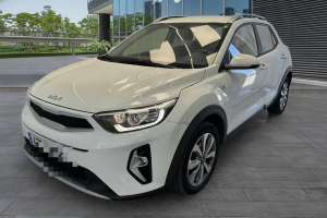 KIA STONIC 1.0 T-GDi 74kW (100CV) MHEV iMT Concept