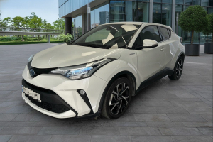 TOYOTA C-HR 1.8 125H Advance