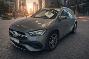 MERCEDES-BENZ GLA GLA 200 D