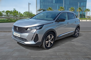 PEUGEOT 3008 300 e-EAT8 GT